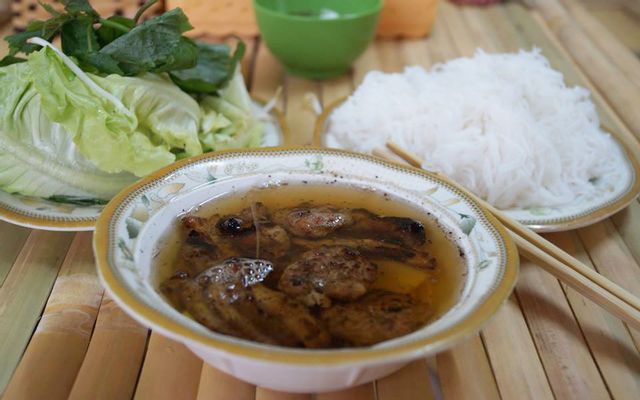 Hẻm ăn uống 18A Nguyễn Thị Minh Khai | Foody.vn