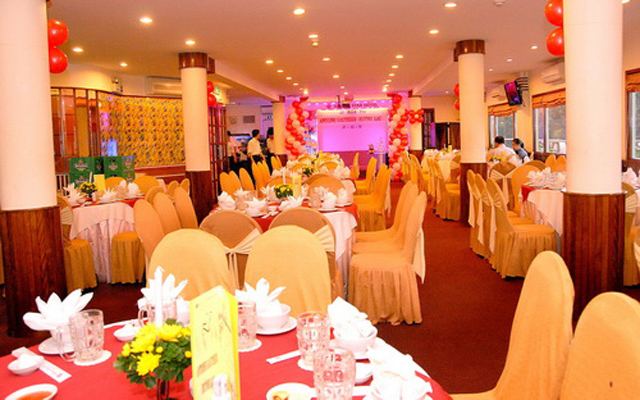 Sông Hương - Nhà hàng Tiệc Cưới ở Quận 3, TP. HCM | Foody.vn