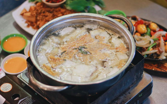 Lẩu Bò Út Ngân - Song Hành ở Huyện Hóc Môn, TP. HCM | Foody.vn