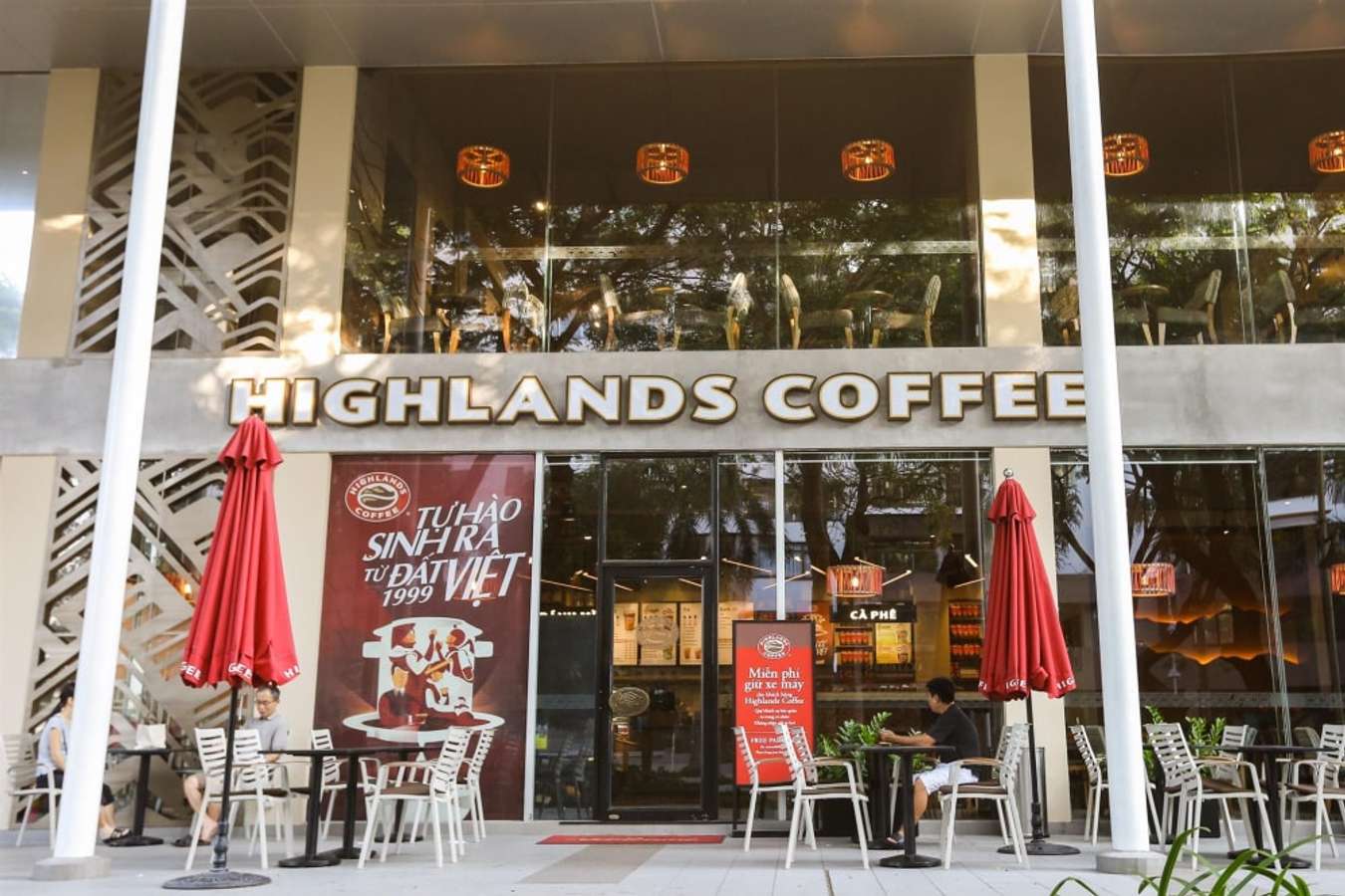 Highland Coffee 1