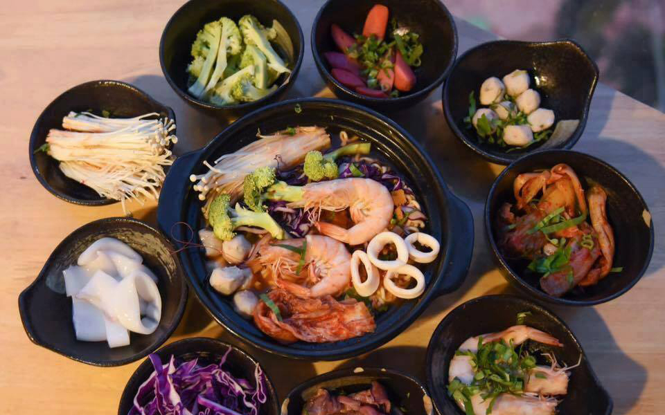 Busan - Mì Cay & Lẩu Nướng Hàn Quốc ở Thành Phố Tam Điệp, Ninh Bình |  Foody.vn