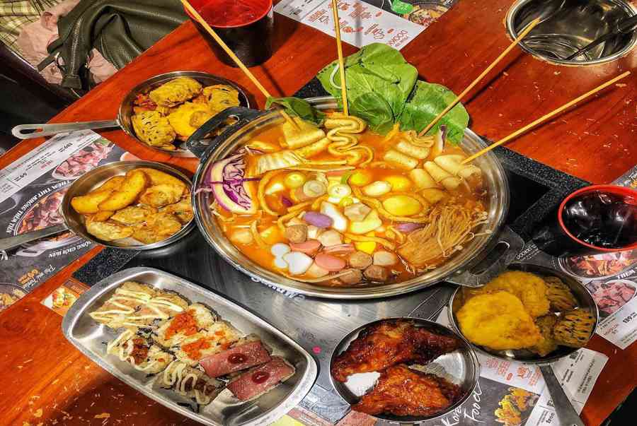 Dookki Việt Nam: Menu giá và review chi nhánh nhà hàng buffet tokbokki |  Lesgo