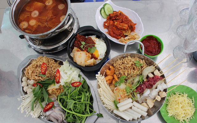 Bà Hạnh - Food & Drink - Trần Nhật Duật ở Khánh Hoà