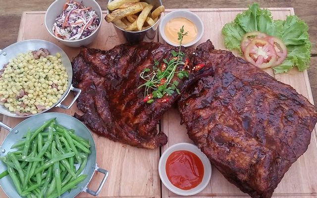 BBQ Ủn Ỉn - Beer Garden ở Tp. Nha Trang, Khánh Hoà | Foody.vn