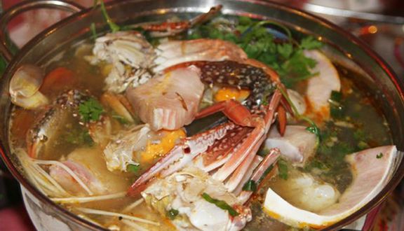 Nhật Nguyệt - Quán Ăn Sân Vườn ở Huyện Đức Hòa, Long An | Foody.vn