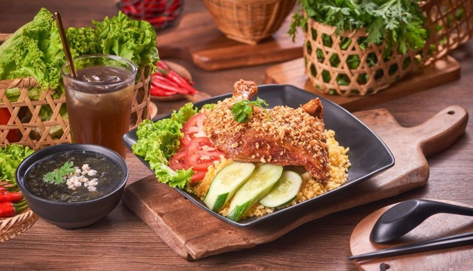 Cơm Gà Xối Mỡ 142 - Lũy Bán Bích ở Quận Tân Phú, TP. HCM | Foody.vn