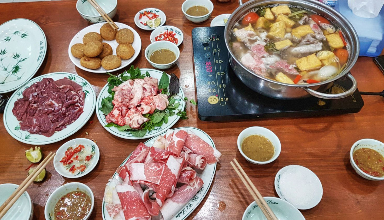 Cồ Luận - Lẩu Bò ở Tp. Lào Cai, Lào Cai | Foody.vn