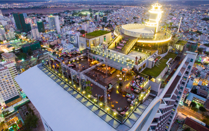 Skylight Nha Trang | Rooftop Beach Club - 360° Skydeck - Restaurant