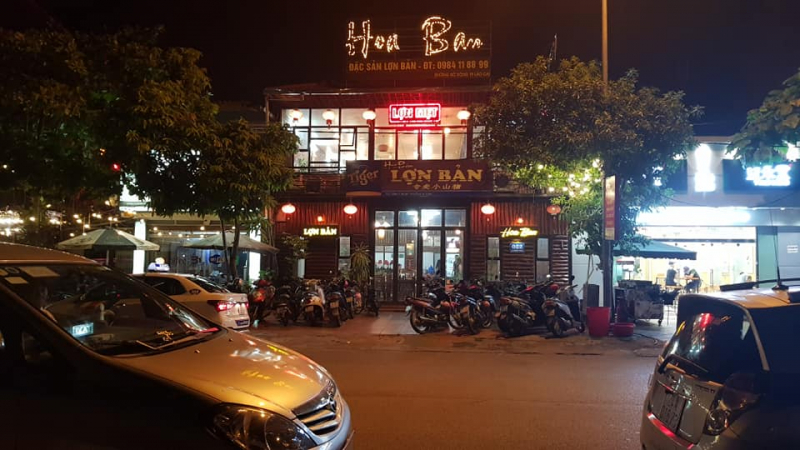 Quán Hoa Ban - Đặc Sản Lợn Bản