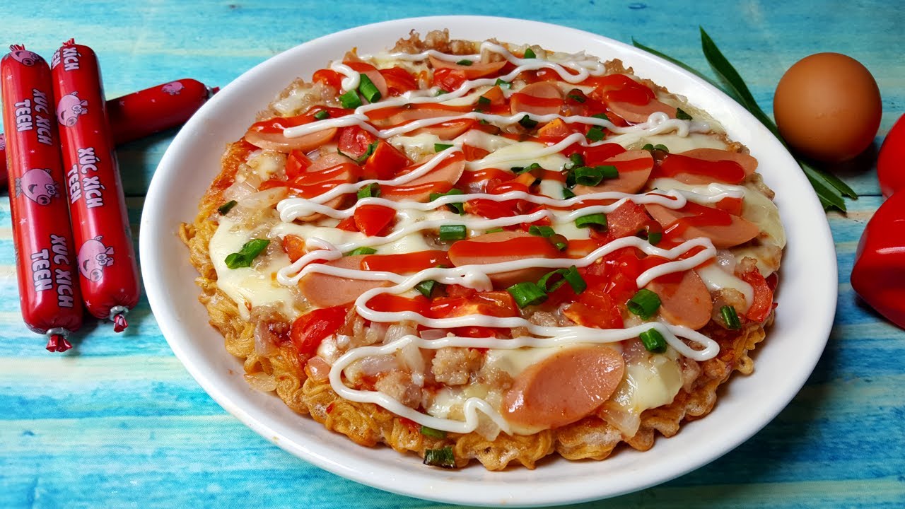 Cách Làm Pizza Mì Gói | Pizza Mì Tôm Mới Lạ Mà Ngon Tuyệt | Góc Bếp Nhỏ -  YouTube