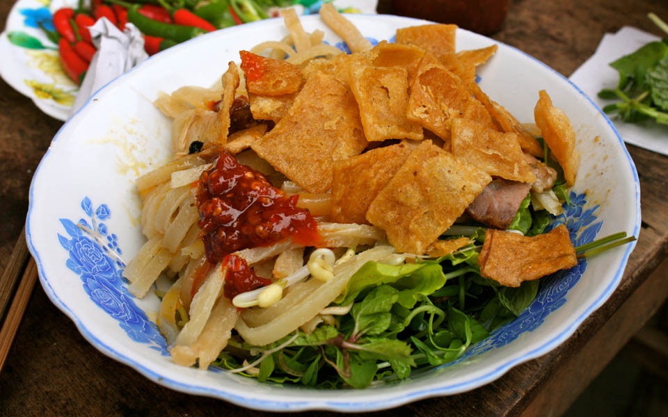 Hoa - Cao Lầu & Bún Thịt Nướng - Công Nữ Ngọc Hoa ở Thành Phố Hội An, Quảng  Nam | Foody.vn