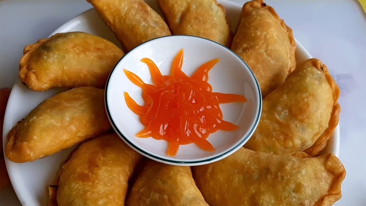 Cách làm bánh gối chay thơm ngon đơn giản cho ngày chay thêm đa dạng