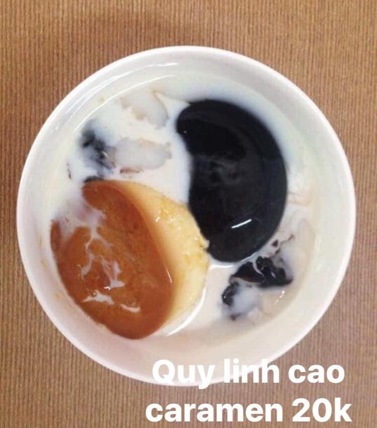 Menu quán khá đa dạng, phục vụ rất nhanh chóng nên bạn sẽ không phải chờ đợi quá lâu để có thể thưởng thức những cốc chè thơm ngon tại đây. 