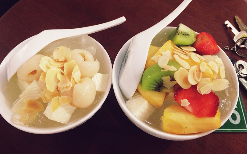 Chè Khúc Bạch Thanh - Trần Quang Khải ở Quận 1, TP. HCM | Foody.vn