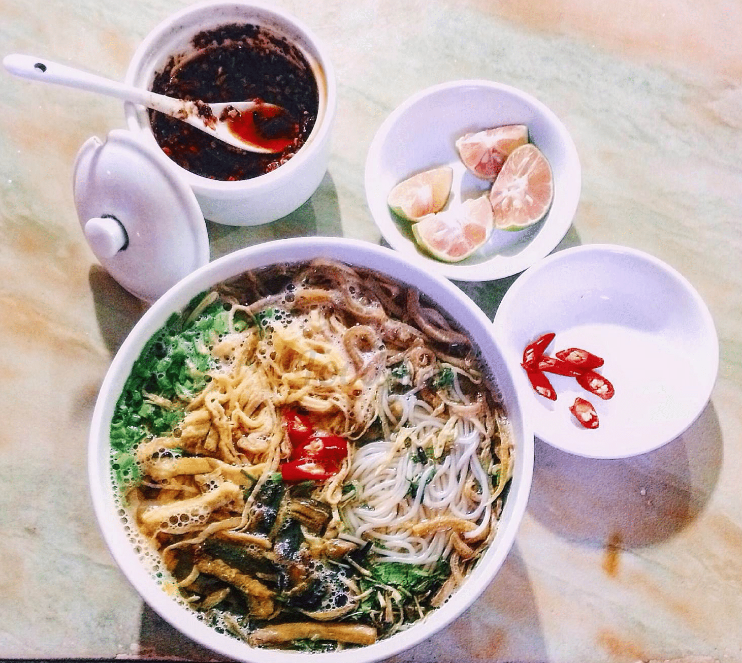 Bún thang lươn Hưng Yên, vị ngon phảng phất chút quê