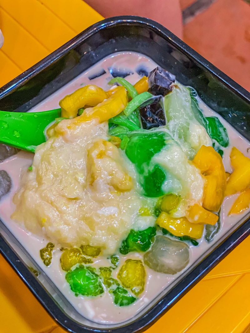 Tiệm Chè Bà Ngoại