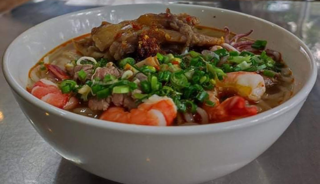 Quán Hồng - Bún Bò & Bún Thái Hải Sản ở Thành Phố Đà Lạt, Lâm Đồng | Foody.vn