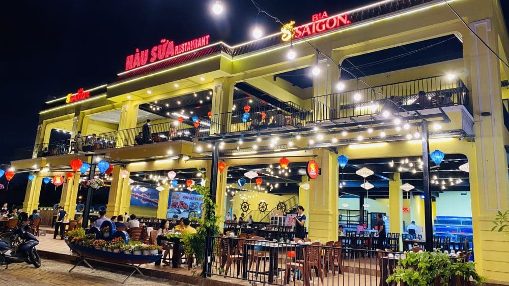 Review Top 1 nhà hàng hải sản ngon Đà Nẵng giá bình dân | Hàu Sữa Restaurant