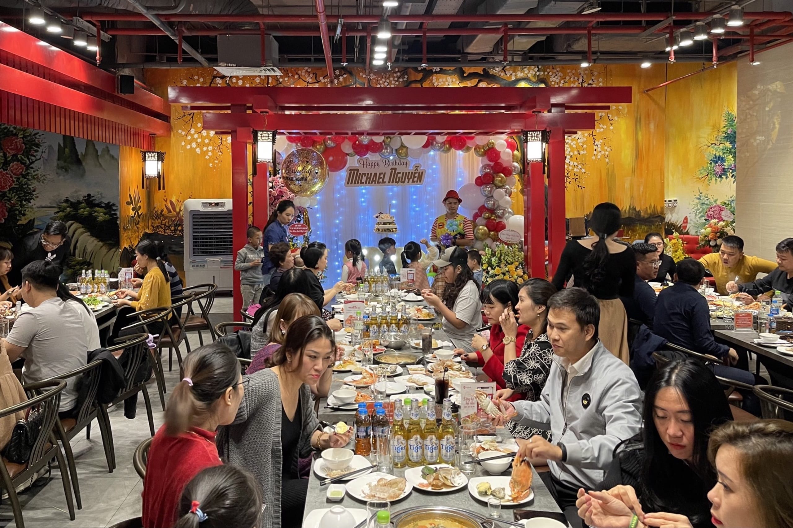 Review chân thực nhà hàng buffet hải sản đình đám ở Hà Nội?