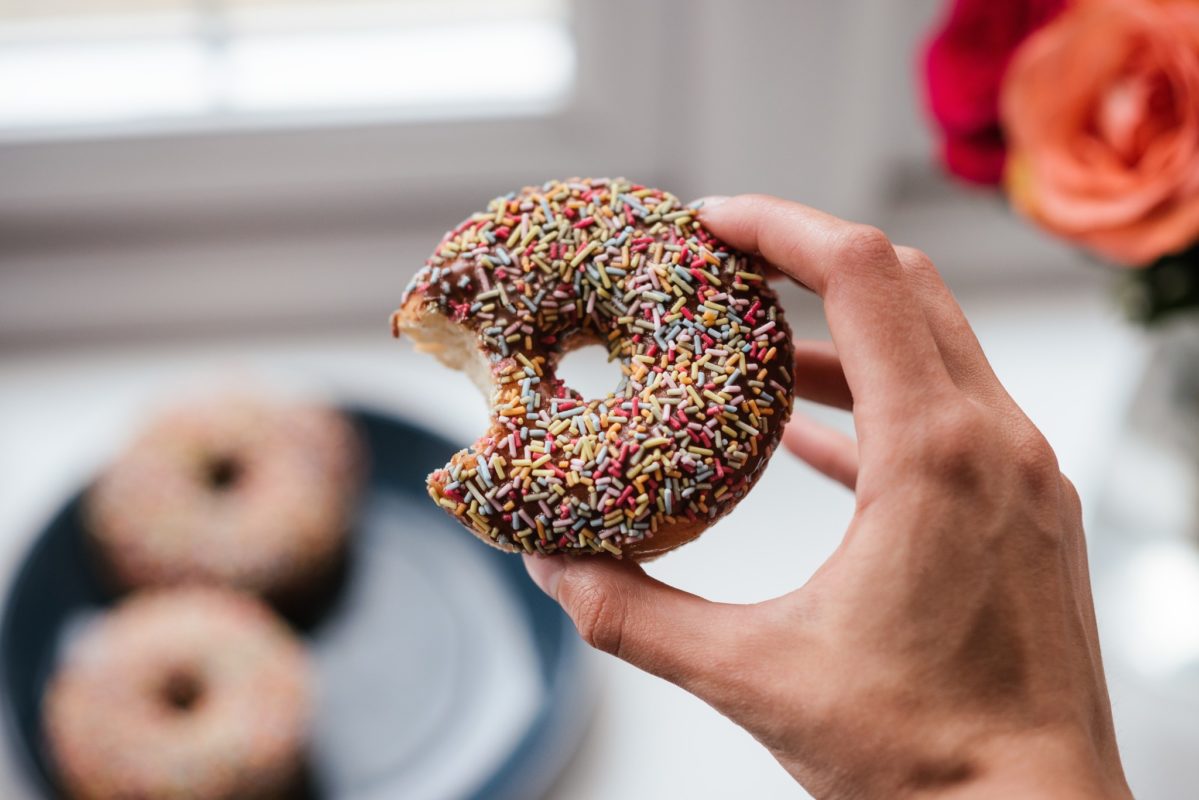 DONUT – VÒNG TRÒN YÊU THƯƠNG CỦA TÌNH MẪU TỬ - Trung Tâm Dạy Nghề Bánh Nhất Hương