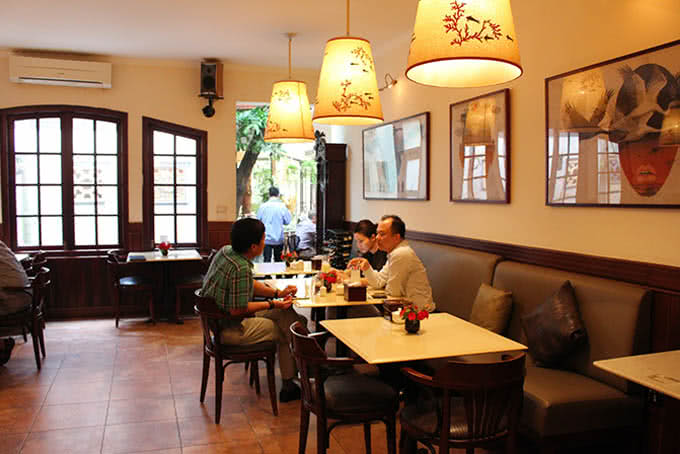 Paris Deli - Phan Chu Trinh - Cafe, bánh ngọt, ẩm thực Á Âu